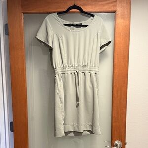 32 Degrees Women's Mini Dress in Light Gray